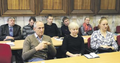 Aptartos maisto atliekų rūšiavimo aktualijos savivaldybės viešojo sektoriaus įstaigose Aptartos maisto atliekų rūšiavimo aktualijos savivaldybės viešojo sektoriaus įstaigose