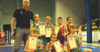 Jaunuosius Druskininkų imtynininkus lydėjo sportinė sėkmė Jaunuosius Druskininkų imtynininkus lydėjo sportinė sėkmė