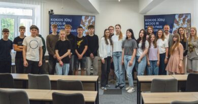 Jaunimas domėjosi profesijų galimybėmis Jaunimas domėjosi profesijų galimybėmis