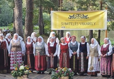 Nuskambėjo folkloro festivalis „Subatėlės vakarėly…“