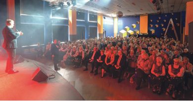 „Auksinis ruduo Druskininkuose“ – senjorams skirta šventė su muzika ir šiltais palinkėjimais „Auksinis ruduo Druskininkuose“ – senjorams skirta šventė su muzika ir šiltais palinkėjimais